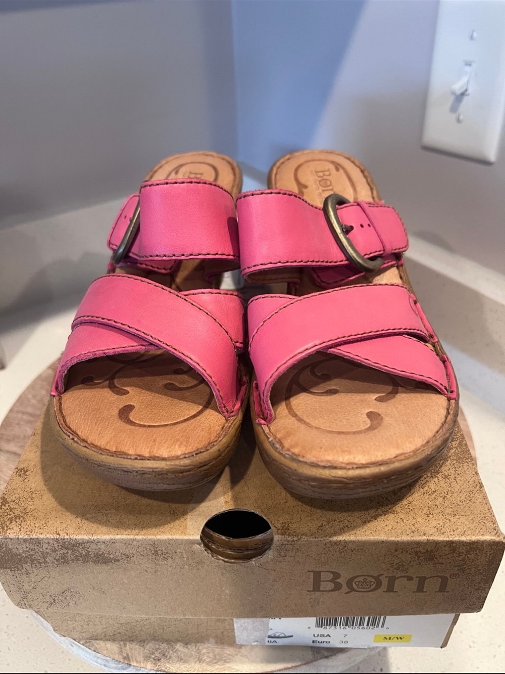 Born Pink Leather Slide Sandals NIB